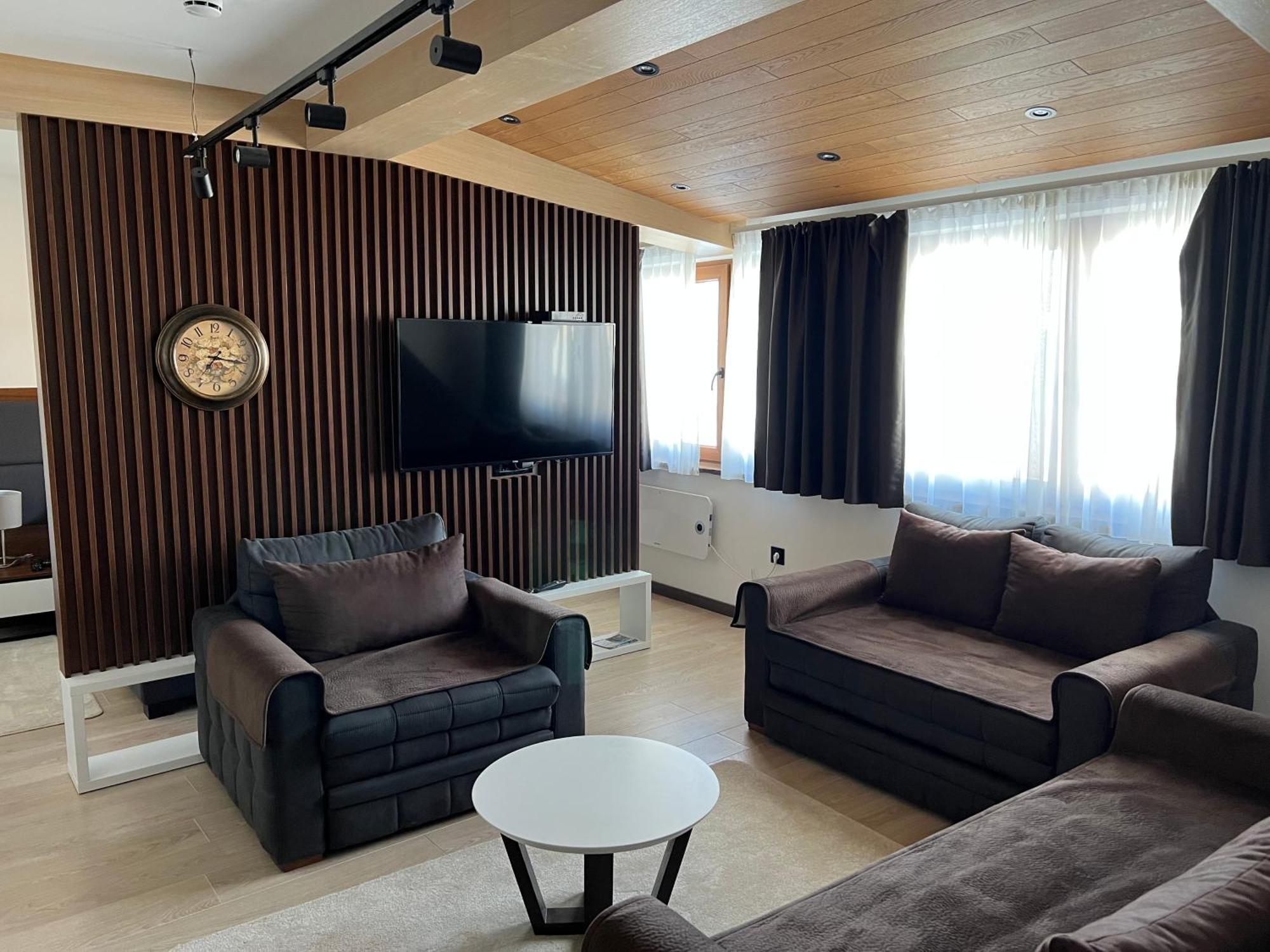Family Apartmans Harry- Apartmans Of The Apart Hotel & Spa Zoned, Kopaonik - Special Benefit, Children Up To 13 Years Of Age Accompanied By Two Adults Stay For Free-Parking-Breakfast-Pool&Spa 외부 사진