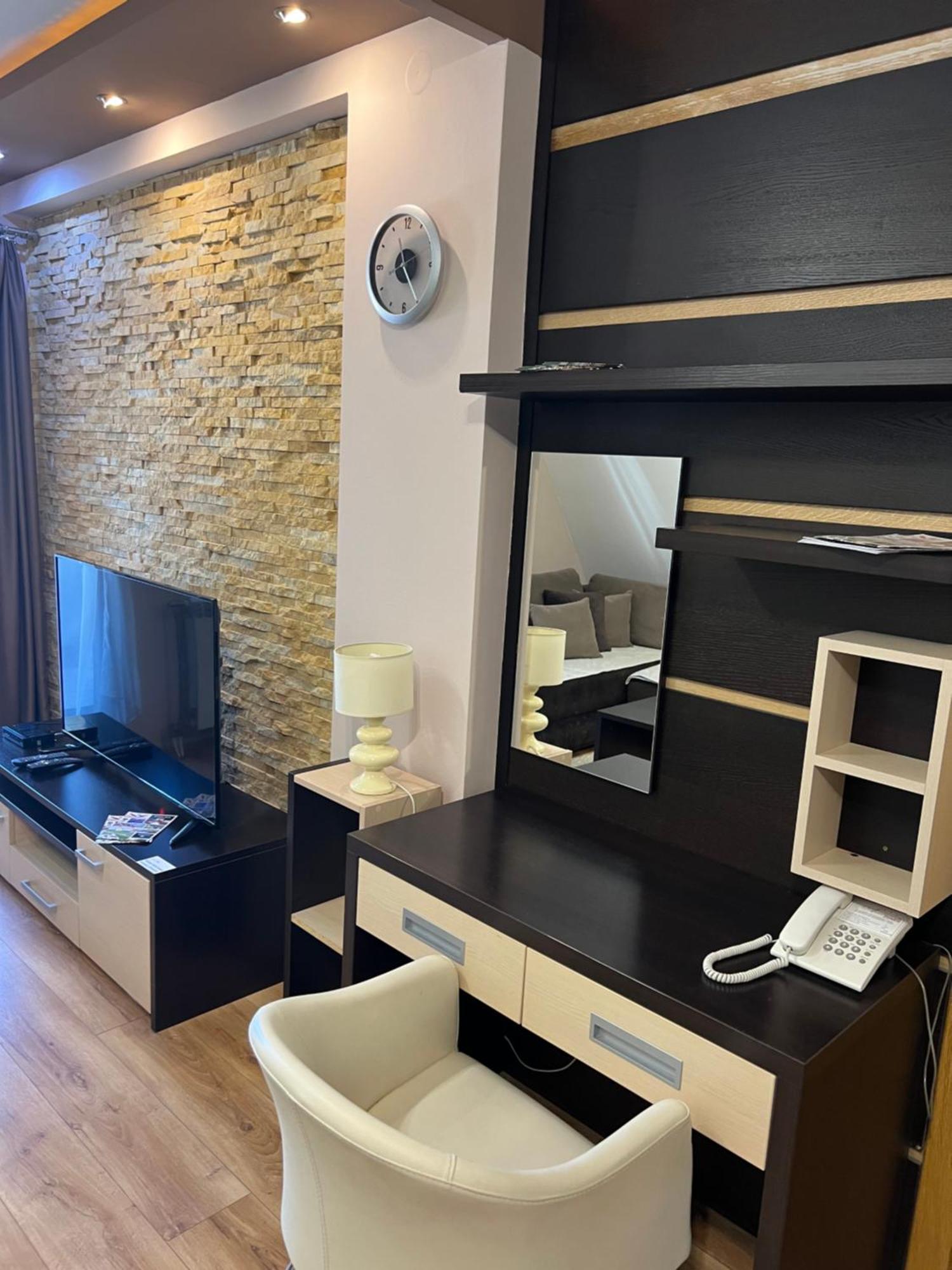 Family Apartmans Harry- Apartmans Of The Apart Hotel & Spa Zoned, Kopaonik - Special Benefit, Children Up To 13 Years Of Age Accompanied By Two Adults Stay For Free-Parking-Breakfast-Pool&Spa 외부 사진